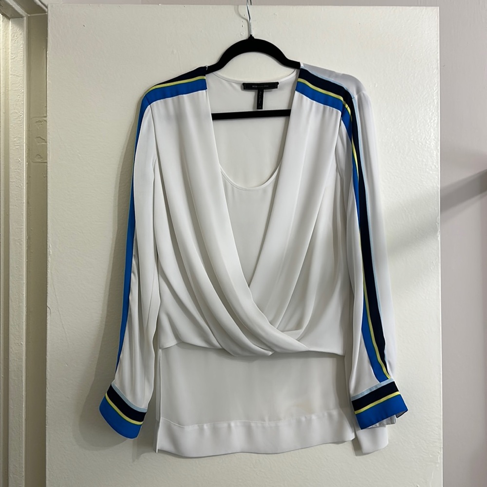 BCBGMAXAZRIA HIGH/LOW TOP - SIZE XS